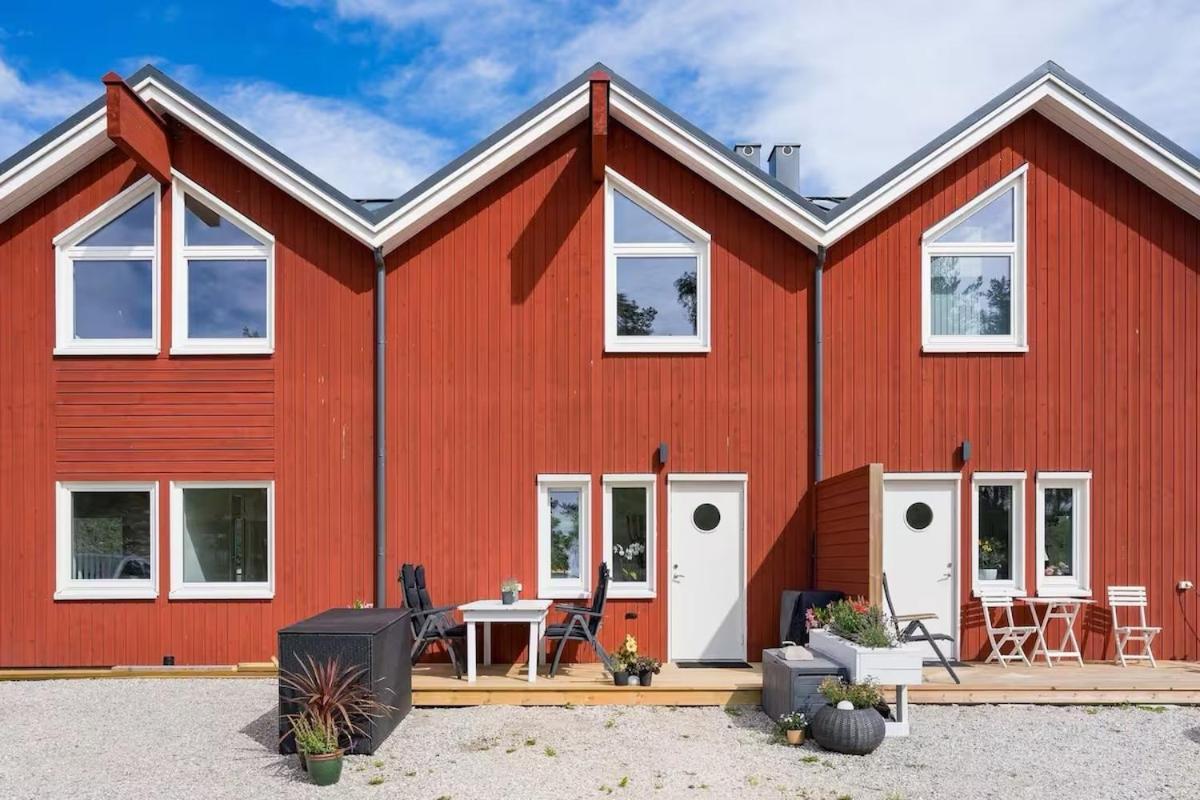 Comfortable Apartment With Private Dock Gnarp Exteriör bild